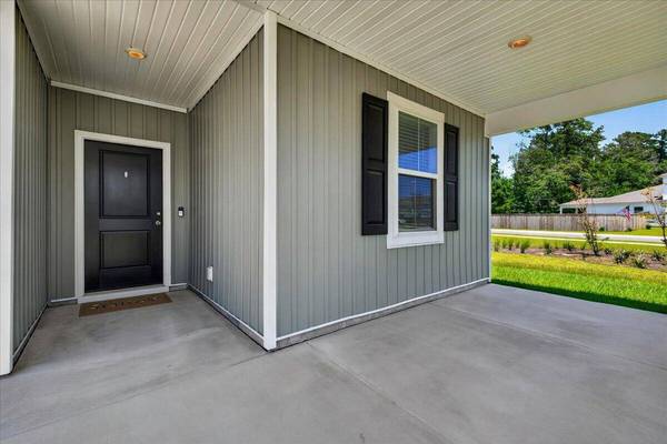 217 W Bradford Pointe Dr, Summerville, SC 29486