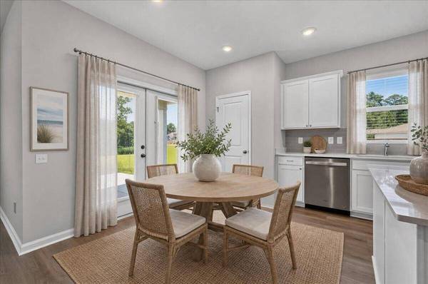 217 W Bradford Pointe Dr, Summerville, SC 29486