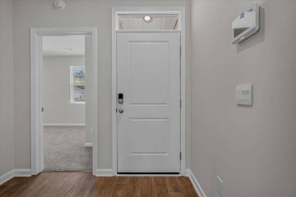 150 Cloverleaf St, Summerville, SC 29483