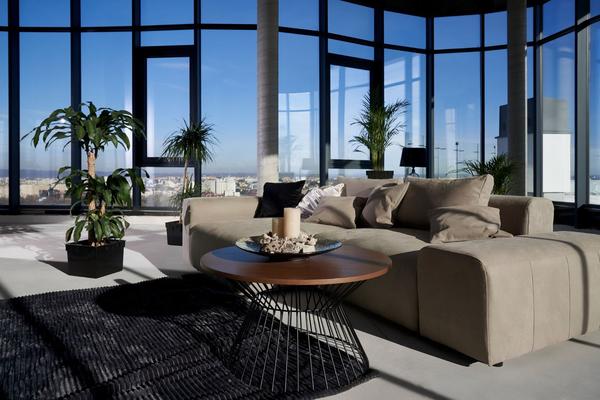 Marketing Luxury on a Budget: How to Make Any Home Feel High-End