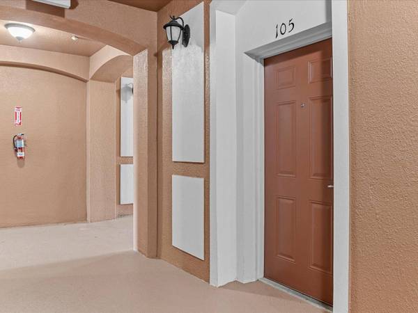 8296 PORTOFINO DR #105, Davenport, FL 33896