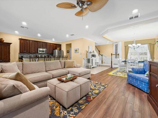 8403 RIVERDALE LN, Davenport, FL 33896