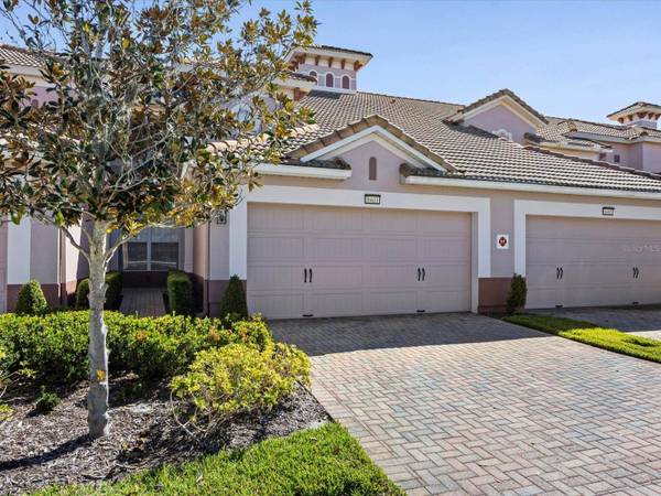 8403 RIVERDALE LN, Davenport, FL 33896