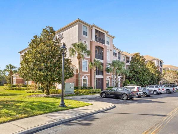 8250 CIVITA DR #201, Davenport, FL 33896