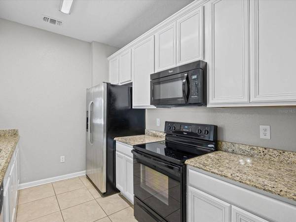 8250 CIVITA DR #201, Davenport, FL 33896