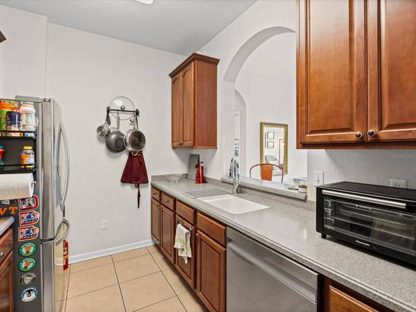 8298 PORTOFINO DR #405, Davenport, FL 33896