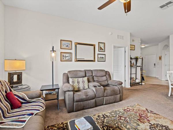 8298 PORTOFINO DR #405, Davenport, FL 33896