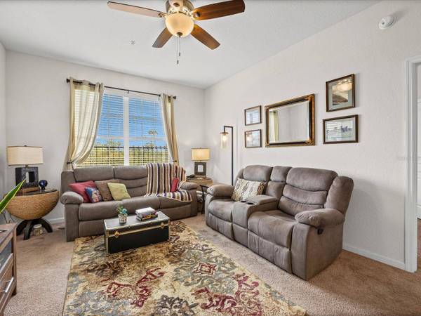 8298 PORTOFINO DR #405, Davenport, FL 33896