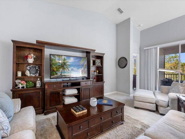 8341 BELLA TIERRA CT, Davenport, FL 33896