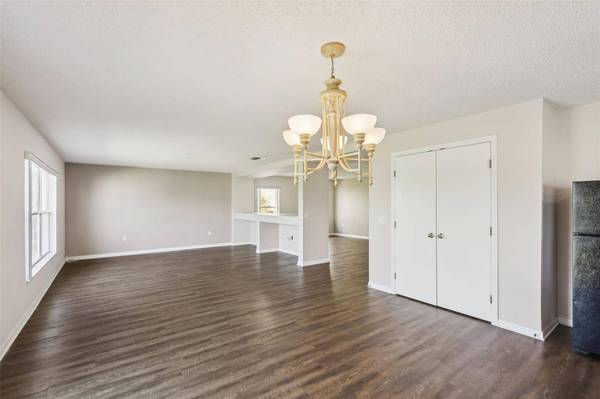 928 ELDERBERRY DR, Davenport, FL 33897