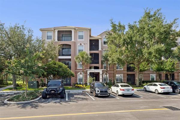 8300 PORTOFINO DR #102, Davenport, FL 33896