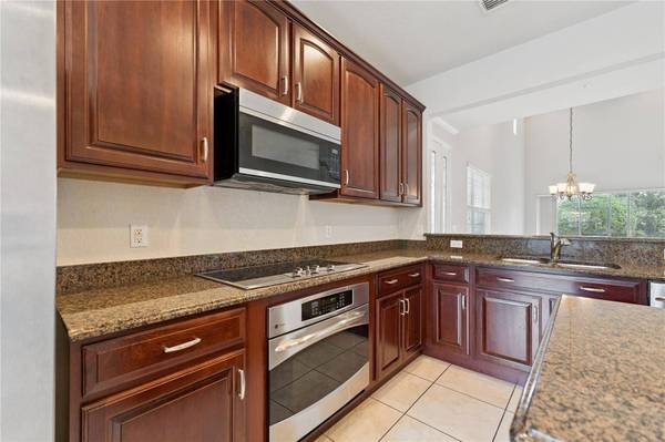 1406 MILLEDGE LN, Davenport, FL 33896