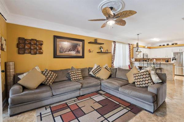536 GLENEAGLES DR, Davenport, FL 33897