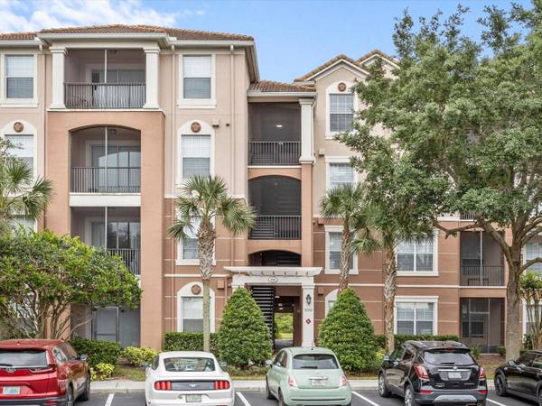 8300 PORTOFINO DR #203
