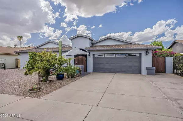 2103 W PALOMINO Drive, Chandler, AZ 85224