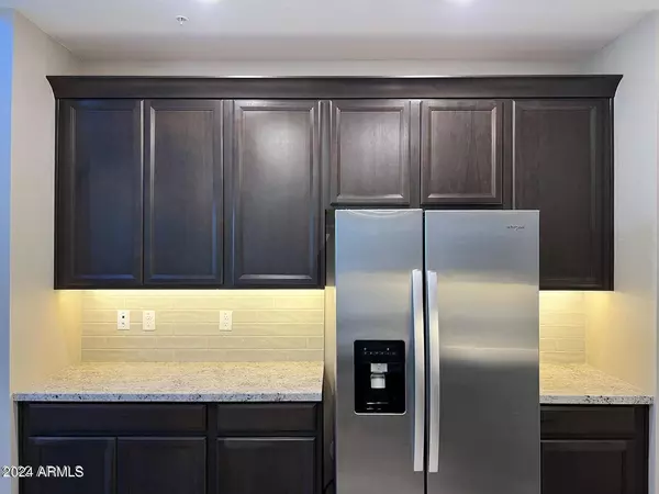 3855 S MCQUEEN Road #107, Chandler, AZ 85286