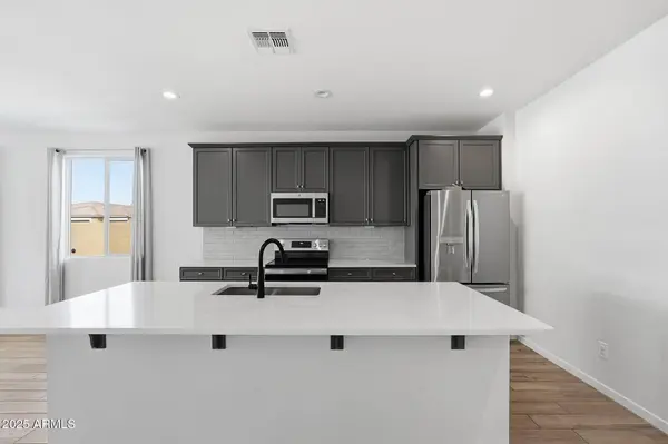 641 S DAVIDSON Lane, Casa Grande, AZ 85122