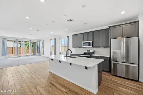 641 S DAVIDSON Lane, Casa Grande, AZ 85122