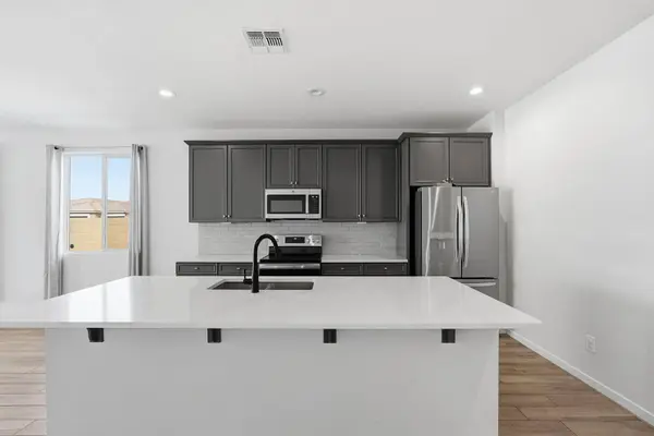 641 S Davidson Lane, Casa Grande, AZ 85122