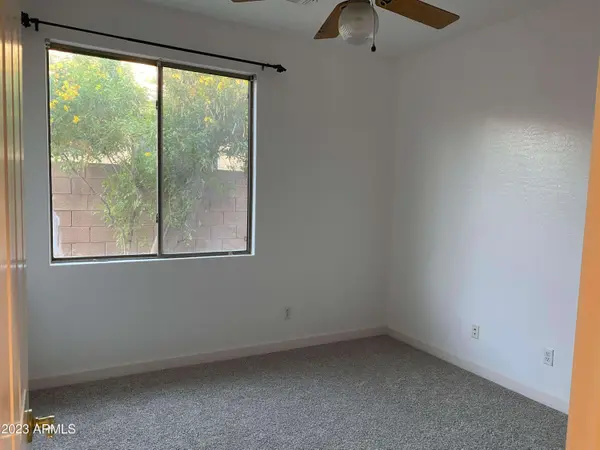 232 W Hawk Way, Chandler, AZ 85286