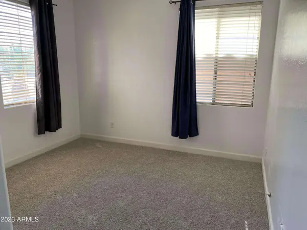 232 W Hawk Way, Chandler, AZ 85286