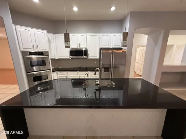 101 S PRESIDIO Drive, Gilbert, AZ 85233