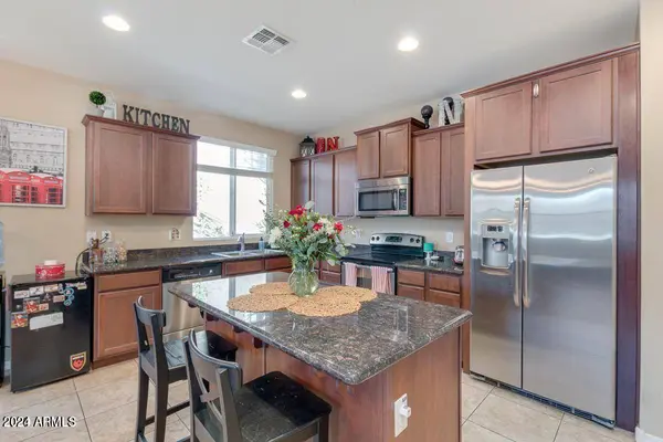 4050 E OAKLAND Street, Gilbert, AZ 85295