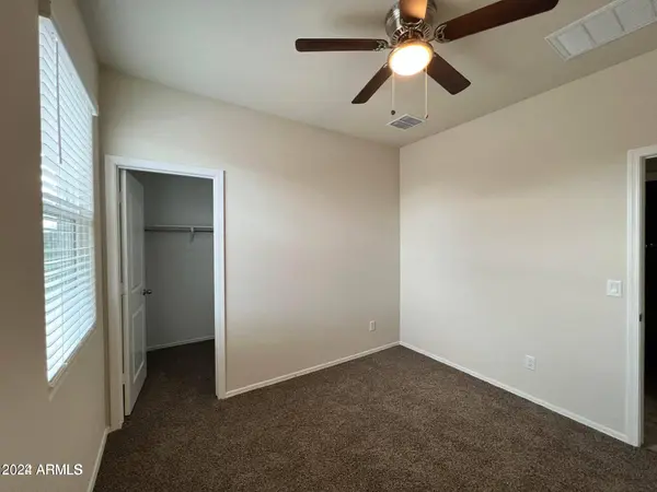 1058 W AVALON CANYON Drive, Casa Grande, AZ 85122