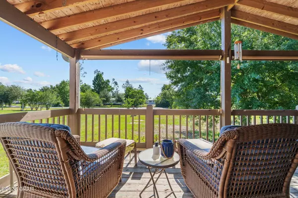 9207 Doe CIR, Panama City, FL 32409