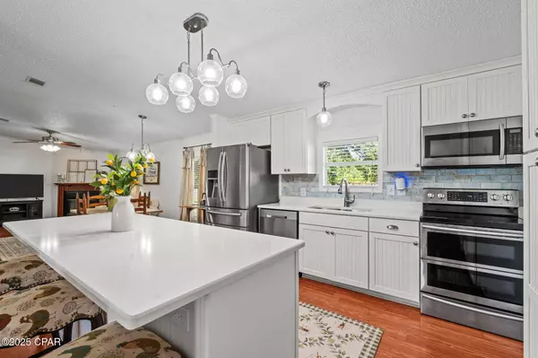 9207 Doe CIR, Panama City, FL 32409