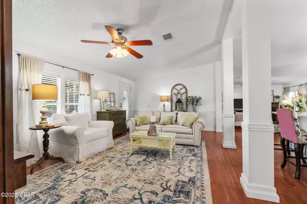 9207 Doe CIR, Panama City, FL 32409