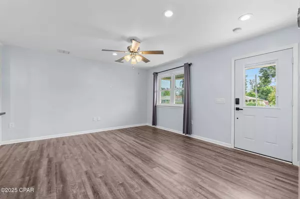 153 N Gay AVE, Panama City, FL 32404