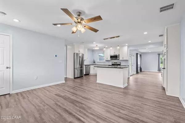 153 N Gay AVE, Panama City, FL 32404