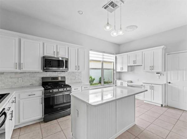 10513 HOLLY CREST DR, Orlando, FL 32836