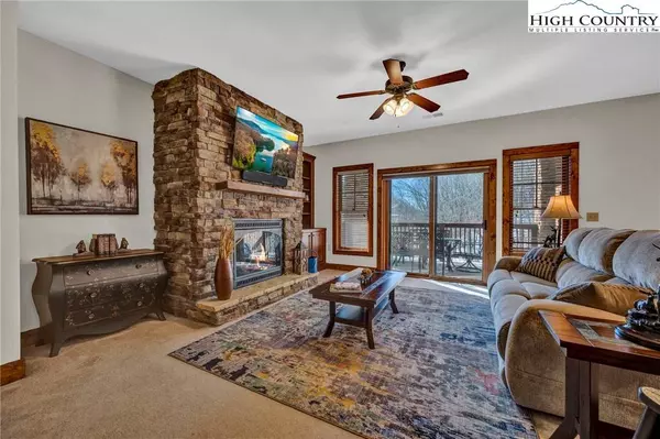 136-D Wapiti WAY #9-D, Banner Elk, NC 28604