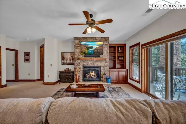 136-D Wapiti WAY #9-D, Banner Elk, NC 28604