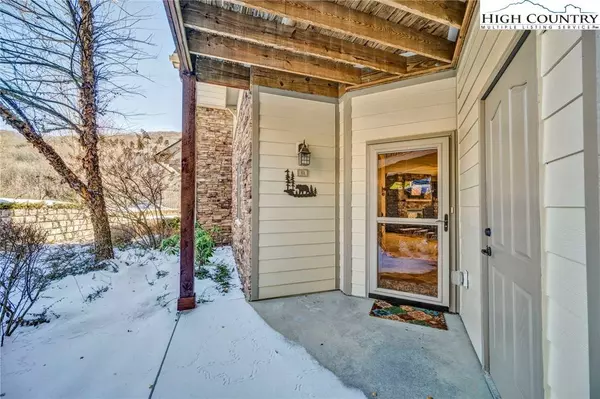 136-D Wapiti WAY #9-D, Banner Elk, NC 28604