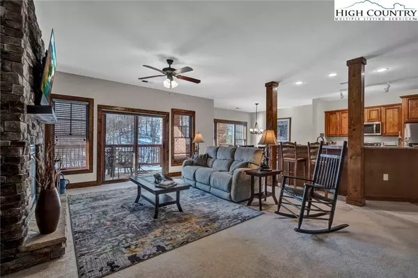 136-D Wapiti WAY #9-D, Banner Elk, NC 28604