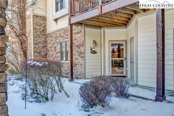 136-D Wapiti WAY #9-D, Banner Elk, NC 28604