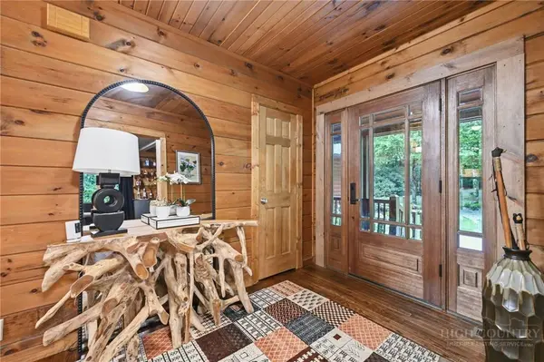 232 The Glens BLVD, Banner Elk, NC 28604