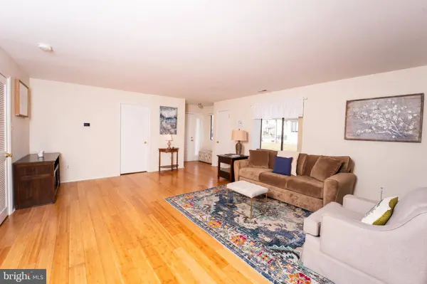 1107 CHESTERWOOD CT, Marlton, NJ 08053