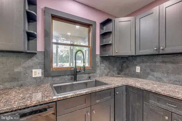540 SHERIDAN AVE, Vineland, NJ 08361