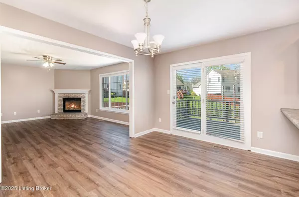 11000 Clear Stream Ct, Louisville, KY 40291