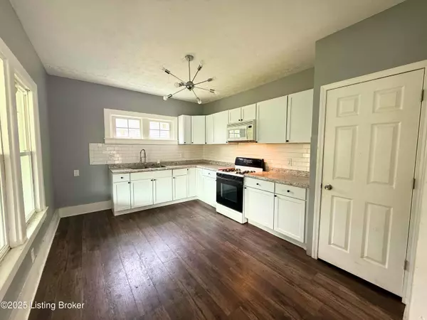 739 S 38th St, Louisville, KY 40211