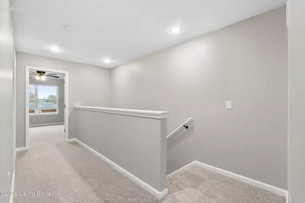 3210 Maldon Ct, Louisville, KY 40216