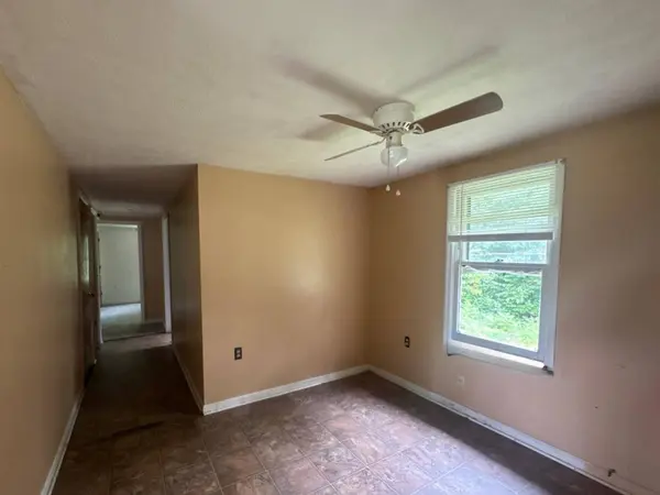 705 Upper Dry Fork Road, Mckee, KY 40447