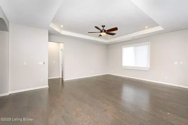 116 Gosling Ct, Shepherdsville, KY 40165