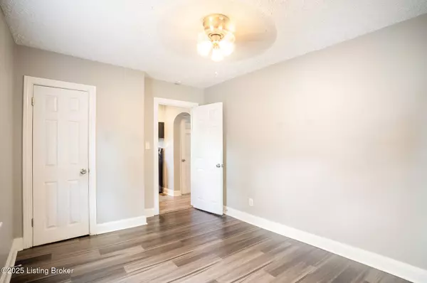 1241 Morgan Ave, Louisville, KY 40213