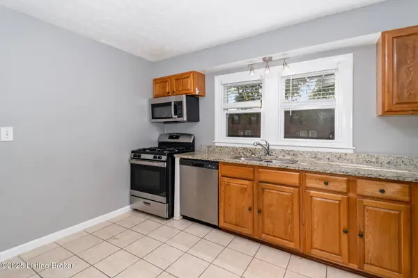 1314 Kremer Ave, Louisville, KY 40213