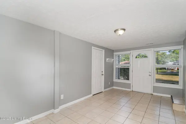 1314 Kremer Ave, Louisville, KY 40213